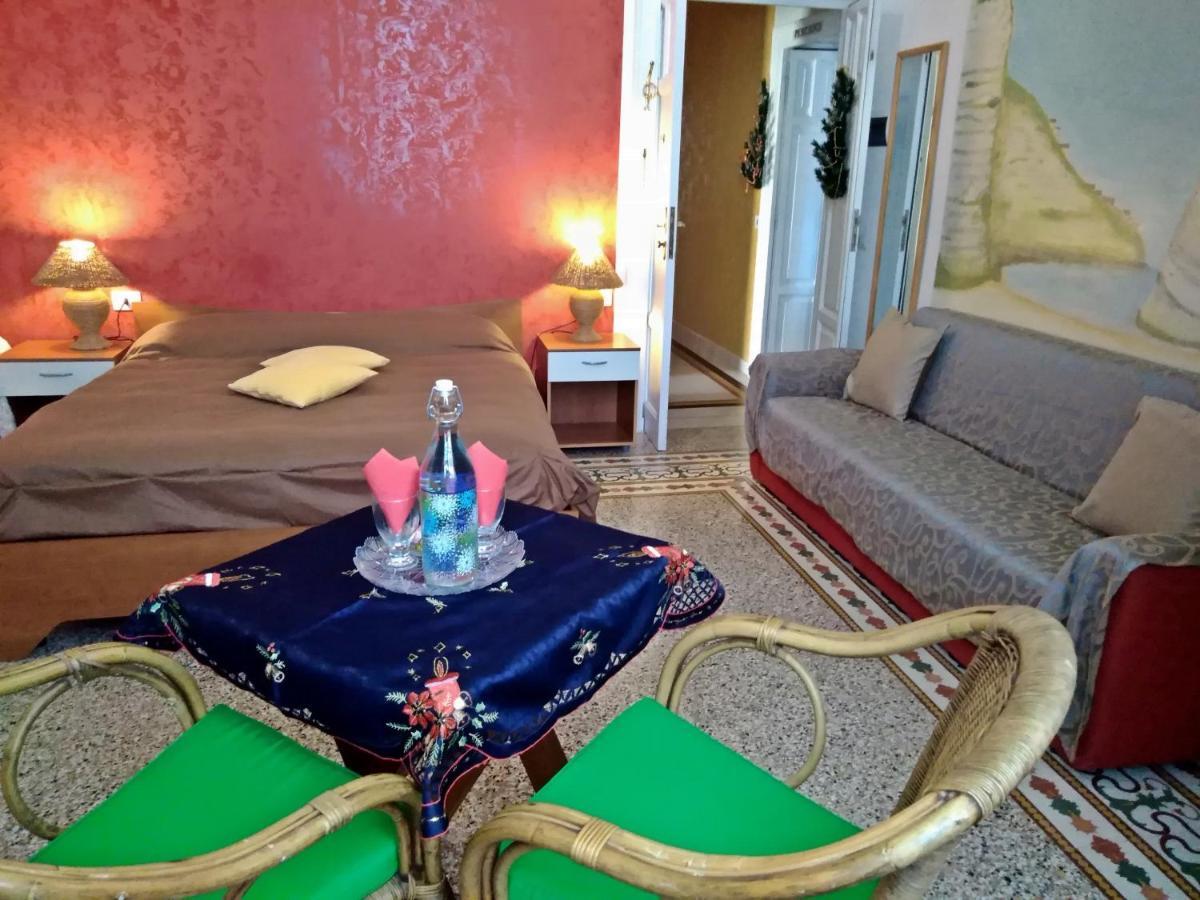 Deluxe Triple Room Sea View